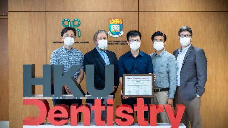(右起) 林宇恒醫生、Khaing Myat Thu醫生、周俊宏醫生、麥浩明教授和 熊體超博士